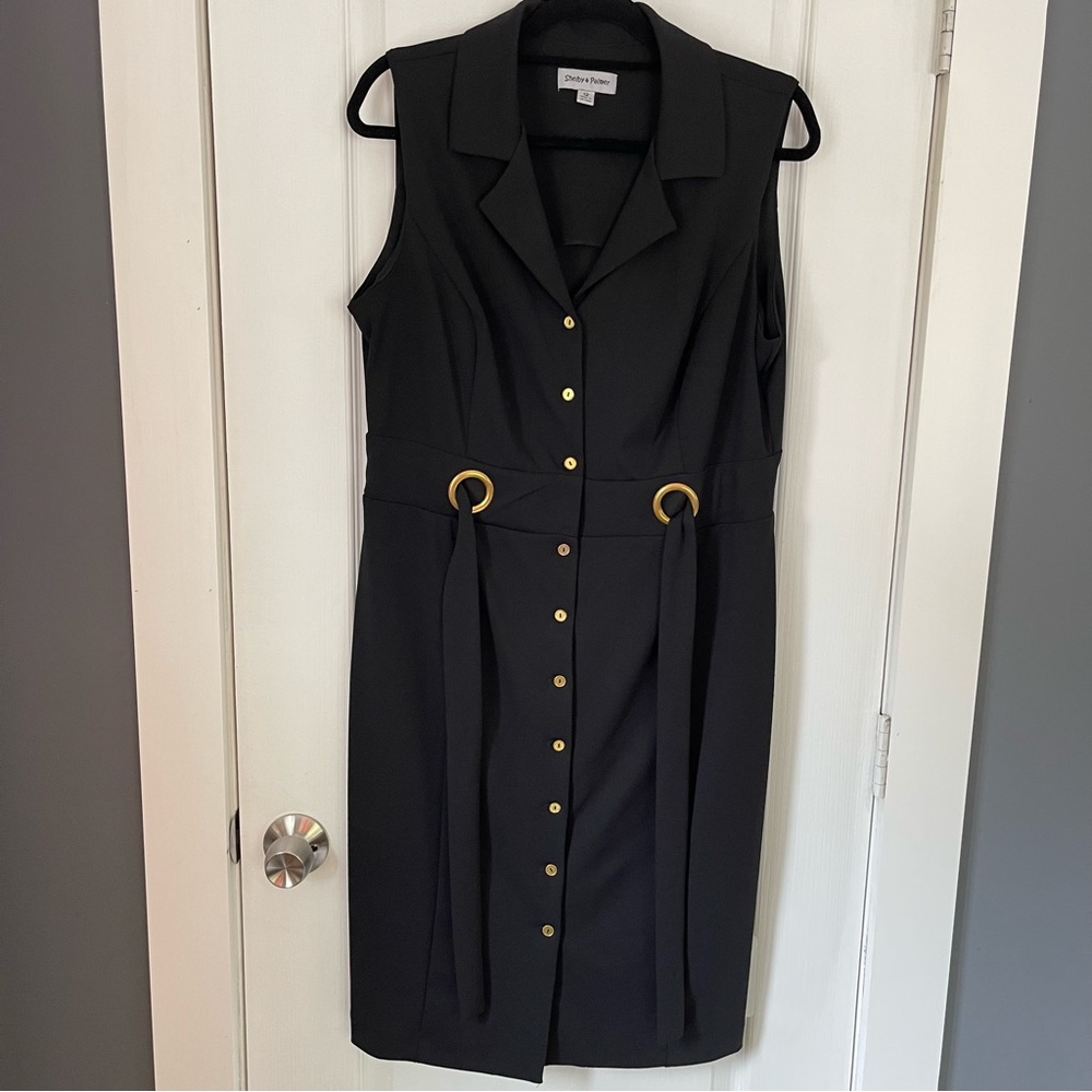 NWT Shelby Palmer Woman’s Sleeveless V-neck Dress Knee Length Size 12